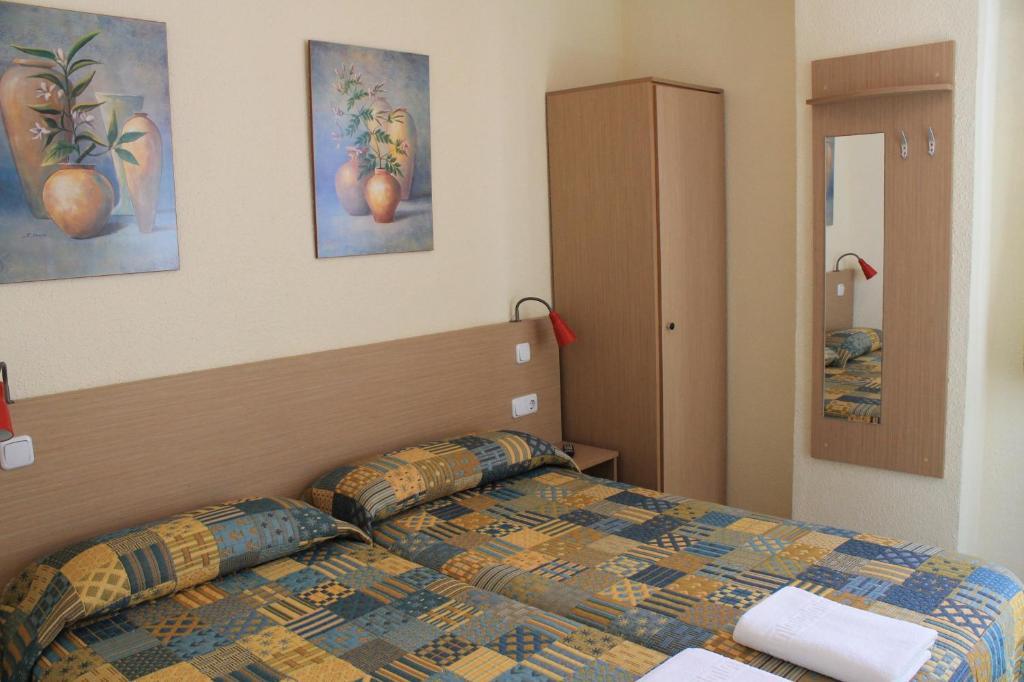 Pension Juanita Málaga Habitación foto